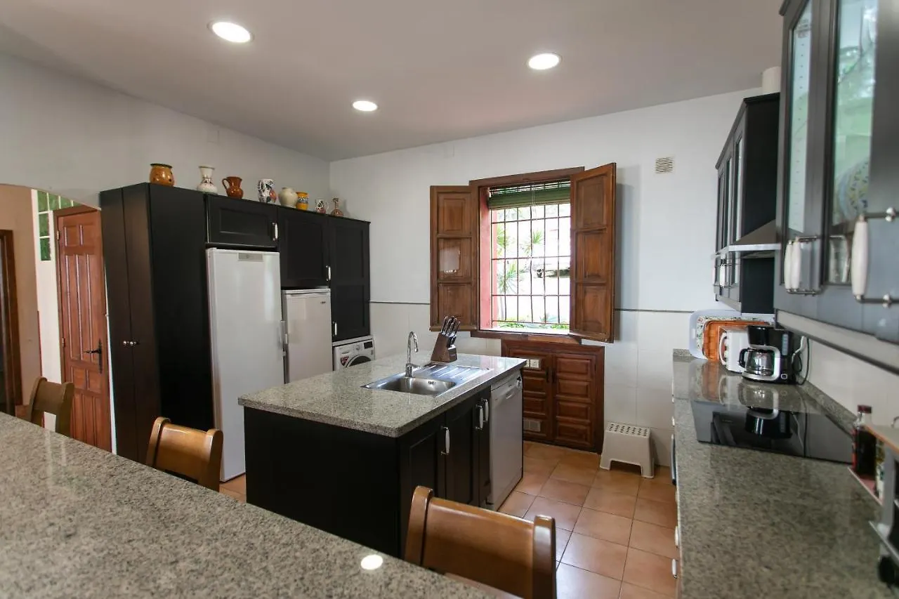Vila Casa Cuartel El Velero Nerja 0*,  Španělsko